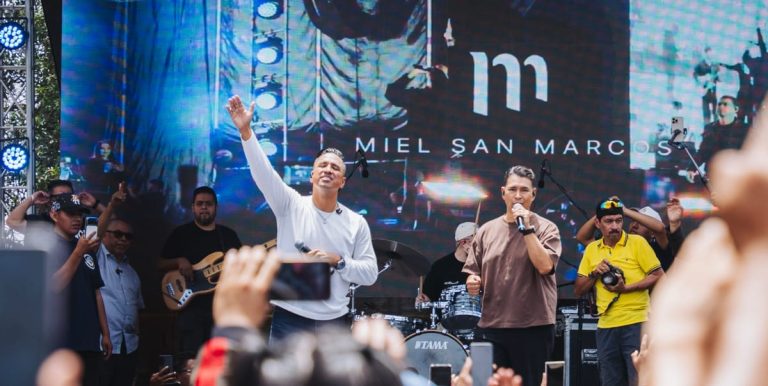 Miel San Marcos lleva esperanza a miles de personas durante una jornada de evangelismo en el basurero de Ciudad de Guatemala