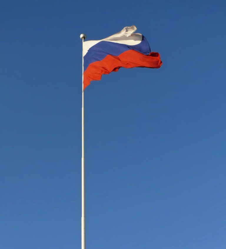 Rusia declara “indeseable” a ministerio de evangelismo infantil y una misionera podría enfrentar más de 15 años de prisión
